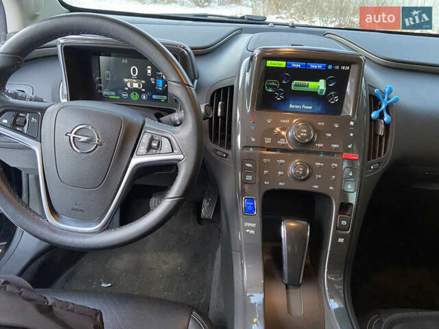 Черный Опель Ампера, объемом двигателя 1.4 л и пробегом 135 тыс. км за 13800 $, фото 11 на Automoto.ua