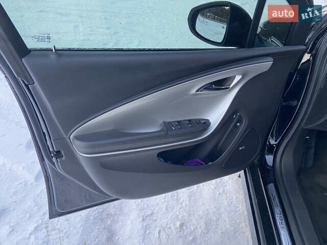 Черный Опель Ампера, объемом двигателя 1.4 л и пробегом 135 тыс. км за 13800 $, фото 13 на Automoto.ua