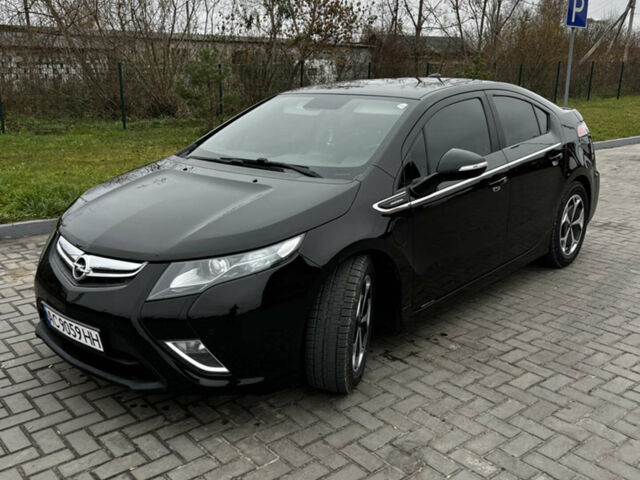 Черный Опель Ампера, объемом двигателя 1.4 л и пробегом 173 тыс. км за 10500 $, фото 1 на Automoto.ua