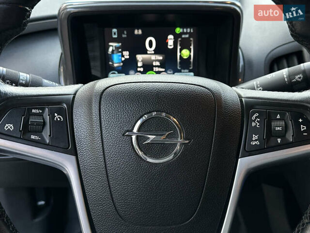 Черный Опель Ампера, объемом двигателя 1.4 л и пробегом 166 тыс. км за 9900 $, фото 20 на Automoto.ua