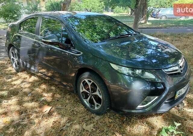 Черный Опель Ампера, объемом двигателя 1.4 л и пробегом 160 тыс. км за 9000 $, фото 4 на Automoto.ua