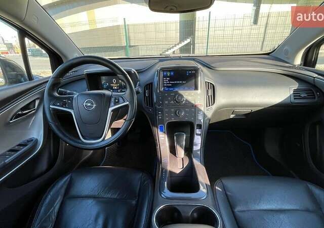 Черный Опель Ампера, объемом двигателя 1.4 л и пробегом 291 тыс. км за 10990 $, фото 22 на Automoto.ua