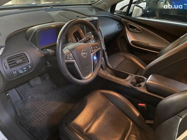 Опель Ампера, объемом двигателя 0 л и пробегом 102 тыс. км за 11000 $, фото 7 на Automoto.ua