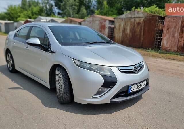 Сірий Опель Ампера, об'ємом двигуна 1.4 л та пробігом 132 тис. км за 11300 $, фото 7 на Automoto.ua