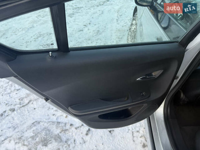 Сірий Опель Ампера, об'ємом двигуна 1.4 л та пробігом 136 тис. км за 9999 $, фото 12 на Automoto.ua