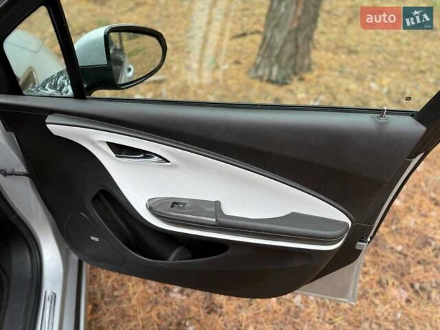 Сірий Опель Ампера, об'ємом двигуна 1.4 л та пробігом 132 тис. км за 10500 $, фото 18 на Automoto.ua