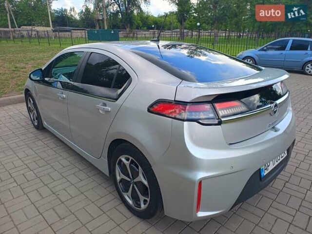 Сірий Опель Ампера, об'ємом двигуна 1.4 л та пробігом 300 тис. км за 9499 $, фото 5 на Automoto.ua