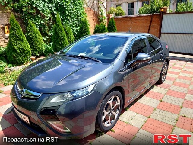 Сірий Опель Ампера, об'ємом двигуна 1.4 л та пробігом 130 тис. км за 9000 $, фото 4 на Automoto.ua