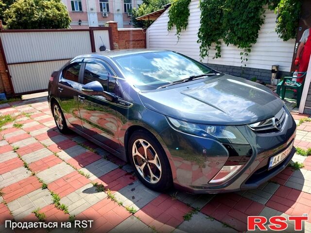 Сірий Опель Ампера, об'ємом двигуна 1.4 л та пробігом 130 тис. км за 9000 $, фото 1 на Automoto.ua