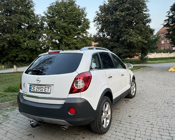 Белый Опель Антара, объемом двигателя 1.99 л и пробегом 142 тыс. км за 10000 $, фото 5 на Automoto.ua