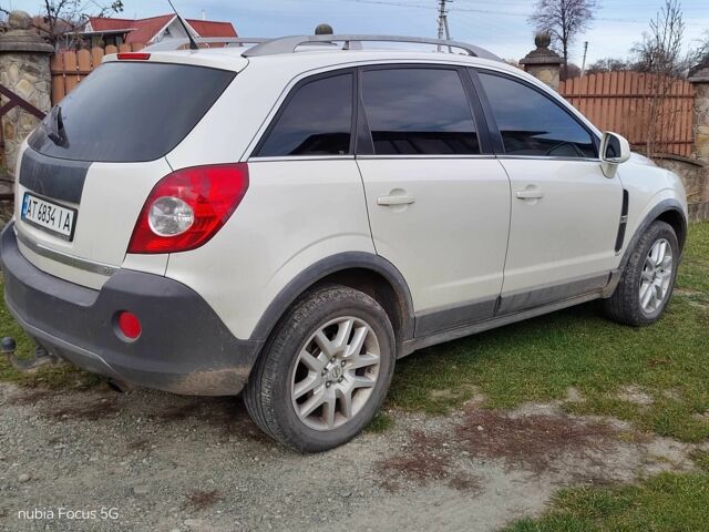 Білий Опель Антара, об'ємом двигуна 2.4 л та пробігом 305 тис. км за 7600 $, фото 2 на Automoto.ua