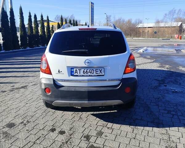 Белый Опель Антара, объемом двигателя 2 л и пробегом 216 тыс. км за 7999 $, фото 5 на Automoto.ua