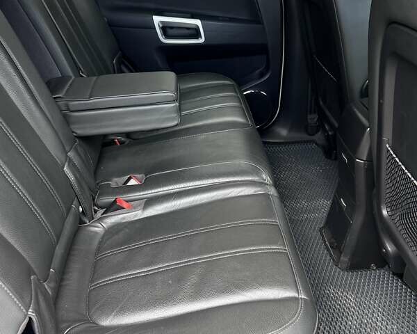 Опель Антара 2010 в Черновцах на Automoto.ua Белый Опель Антара, объемом двигателя 2 л и пробегом 170 тыс. км за 11663 $, фото 8 на Automoto.ua