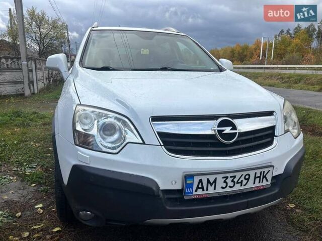 Опель Антара 2010 в Житомире на Automoto.ua Белый Опель Антара, объемом двигателя 1.99 л и пробегом 198 тыс. км за 8500 $, фото 4 на Automoto.ua