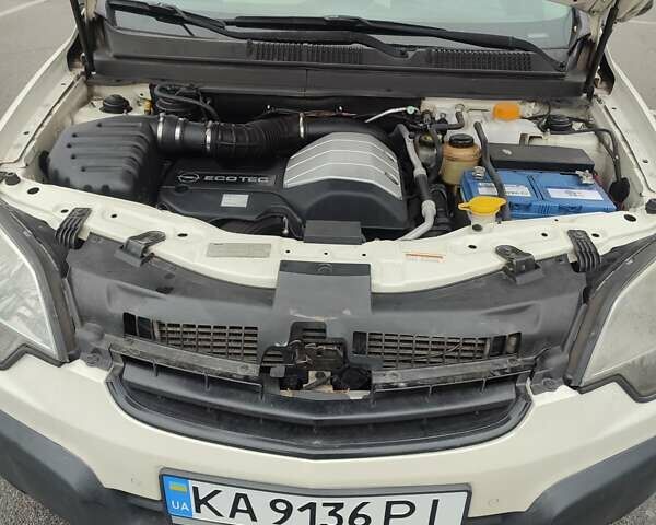 Белый Опель Антара, объемом двигателя 2 л и пробегом 280 тыс. км за 9500 $, фото 7 на Automoto.ua