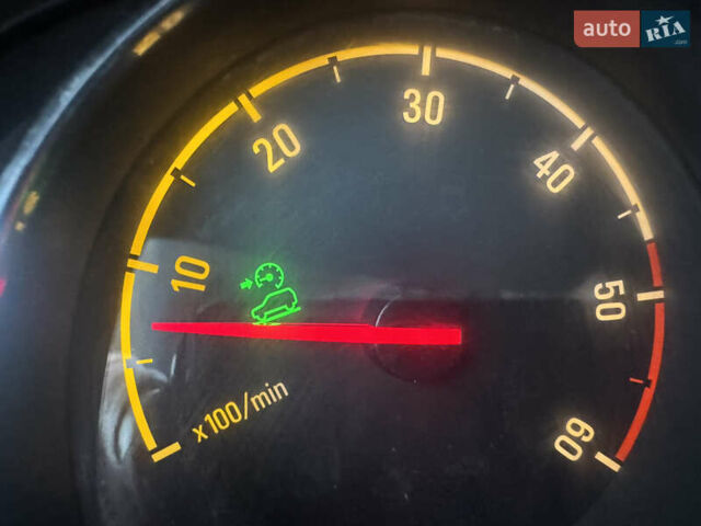 Білий Опель Антара, об'ємом двигуна 2.2 л та пробігом 131 тис. км за 9650 $, фото 17 на Automoto.ua