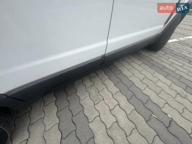 Білий Опель Антара, об'ємом двигуна 2.2 л та пробігом 131 тис. км за 9650 $, фото 64 на Automoto.ua