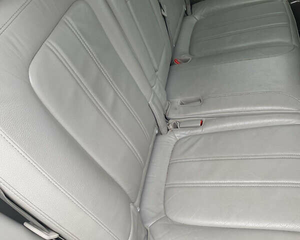 Белый Опель Антара, объемом двигателя 2.23 л и пробегом 181 тыс. км за 9500 $, фото 9 на Automoto.ua