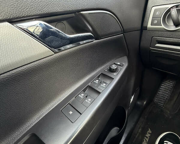 Білий Опель Антара, об'ємом двигуна 2.23 л та пробігом 132 тис. км за 9400 $, фото 76 на Automoto.ua