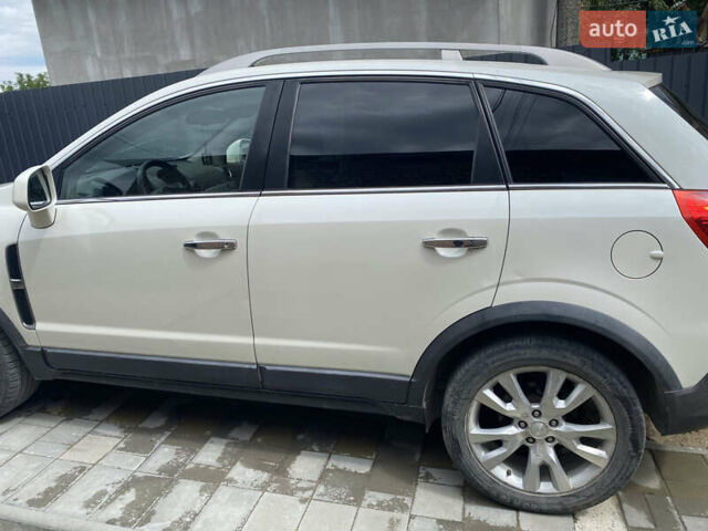 Белый Опель Антара, объемом двигателя 2.23 л и пробегом 181 тыс. км за 9500 $, фото 5 на Automoto.ua