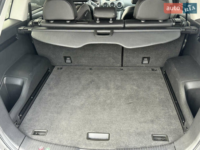 Білий Опель Антара, об'ємом двигуна 2.2 л та пробігом 212 тис. км за 11750 $, фото 15 на Automoto.ua