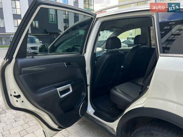 Белый Опель Антара, объемом двигателя 2.2 л и пробегом 224 тыс. км за 9620 $, фото 7 на Automoto.ua