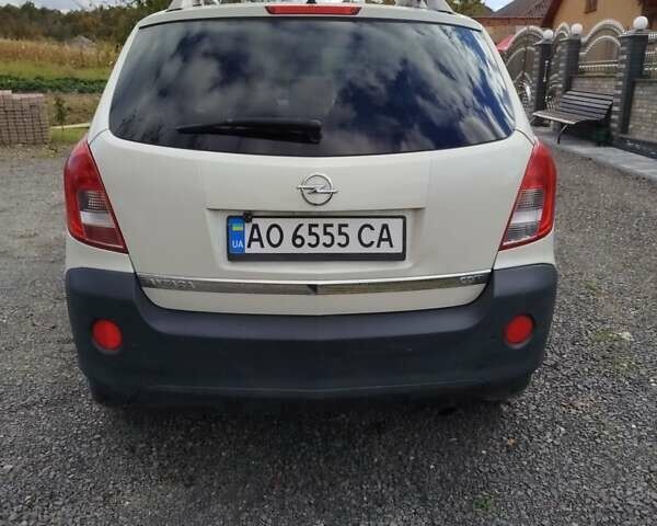 Опель Антара 2012 в Ужгороде на Automoto.ua Белый Опель Антара, объемом двигателя 2.2 л и пробегом 475 тыс. км за 9500 $, фото 17 на Automoto.ua