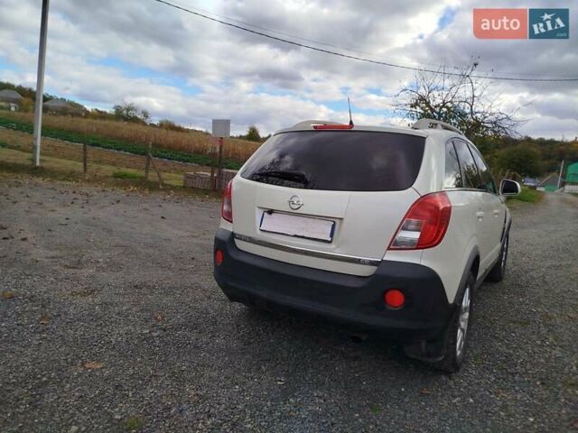 Опель Антара 2012 в Ужгороде на Automoto.ua Белый Опель Антара, объемом двигателя 2.2 л и пробегом 475 тыс. км за 9500 $, фото 6 на Automoto.ua