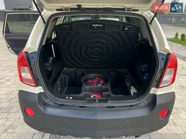 Белый Опель Антара, объемом двигателя 2.2 л и пробегом 224 тыс. км за 9620 $, фото 8 на Automoto.ua