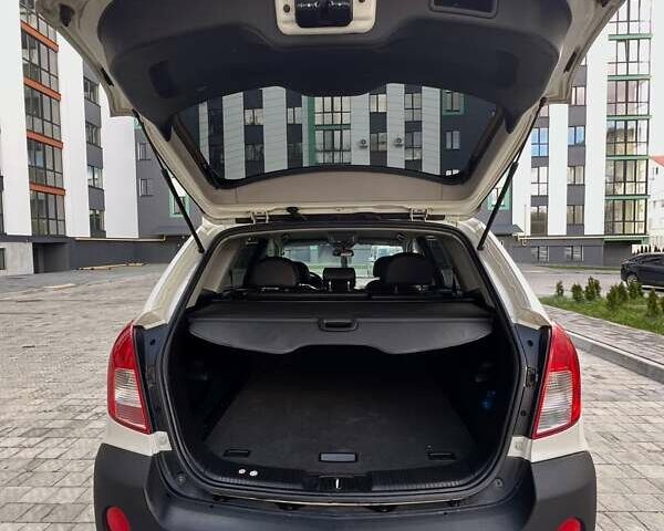 Белый Опель Антара, объемом двигателя 2.2 л и пробегом 224 тыс. км за 9620 $, фото 12 на Automoto.ua