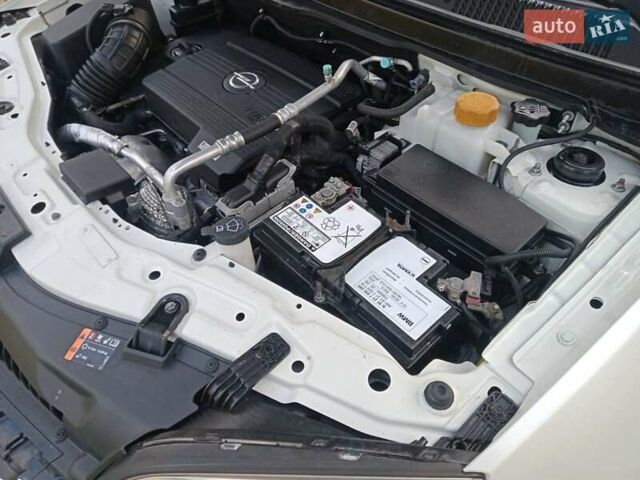 Белый Опель Антара, объемом двигателя 2.2 л и пробегом 199 тыс. км за 9500 $, фото 24 на Automoto.ua