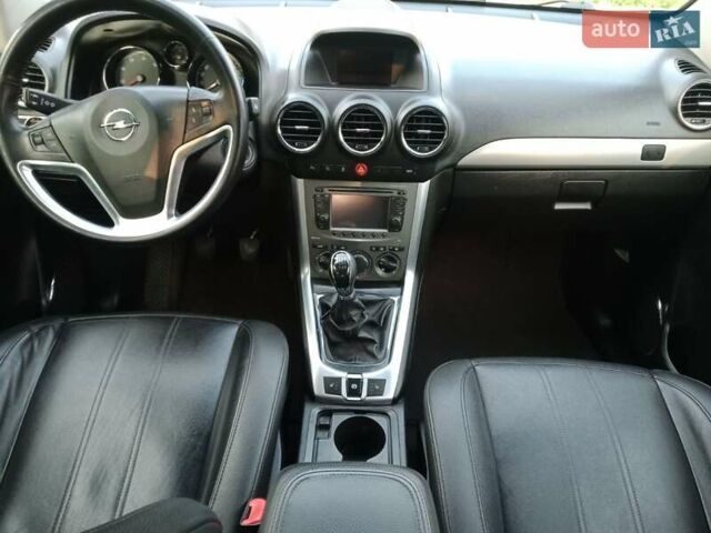 Белый Опель Антара, объемом двигателя 2.2 л и пробегом 199 тыс. км за 9500 $, фото 26 на Automoto.ua