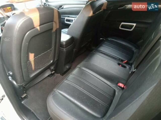 Белый Опель Антара, объемом двигателя 2.2 л и пробегом 199 тыс. км за 9500 $, фото 21 на Automoto.ua