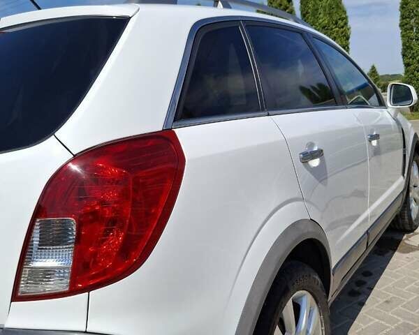 Білий Опель Антара, об'ємом двигуна 2.2 л та пробігом 271 тис. км за 11500 $, фото 8 на Automoto.ua