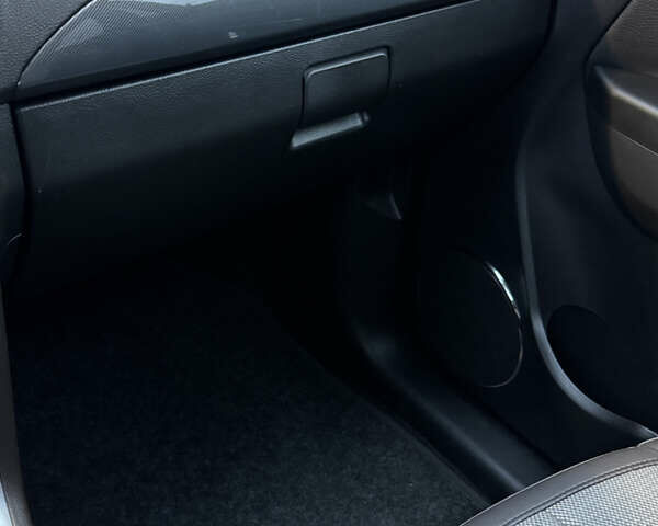 Білий Опель Антара, об'ємом двигуна 2.2 л та пробігом 113 тис. км за 12200 $, фото 38 на Automoto.ua