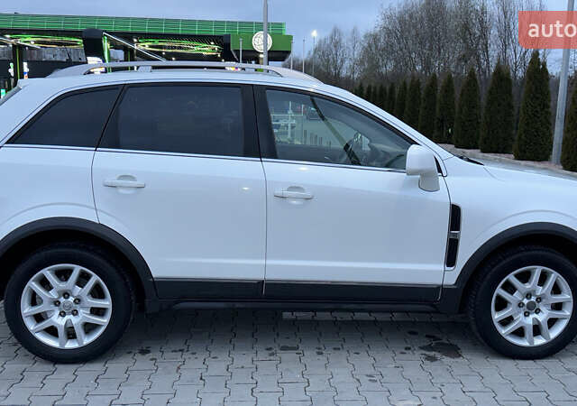 Білий Опель Антара, об'ємом двигуна 2.2 л та пробігом 113 тис. км за 12200 $, фото 8 на Automoto.ua