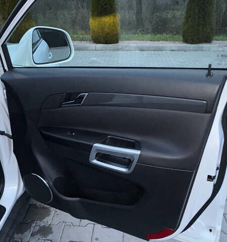 Білий Опель Антара, об'ємом двигуна 2.2 л та пробігом 113 тис. км за 12200 $, фото 20 на Automoto.ua