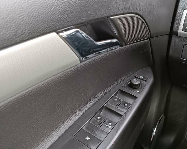 Білий Опель Антара, об'ємом двигуна 2.2 л та пробігом 271 тис. км за 11500 $, фото 25 на Automoto.ua