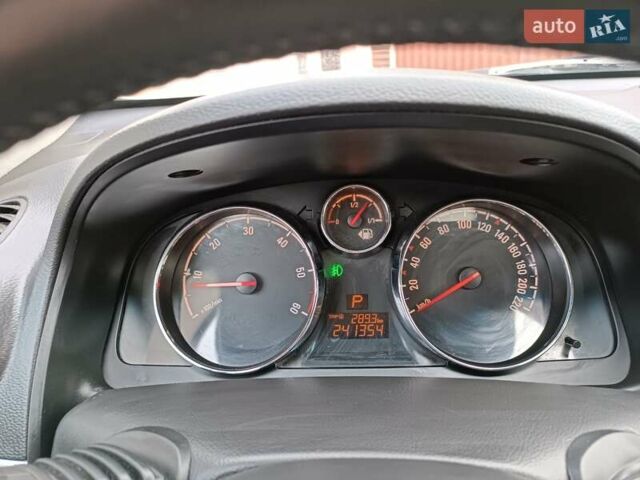 Білий Опель Антара, об'ємом двигуна 2.2 л та пробігом 271 тис. км за 11500 $, фото 27 на Automoto.ua