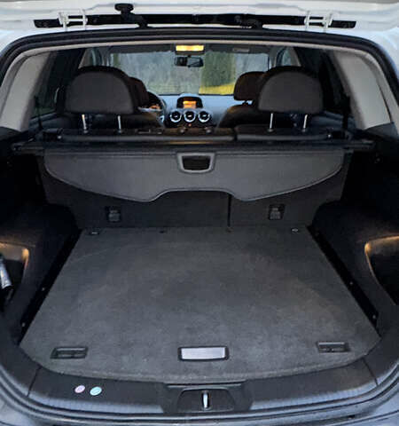 Білий Опель Антара, об'ємом двигуна 2.2 л та пробігом 113 тис. км за 12200 $, фото 13 на Automoto.ua