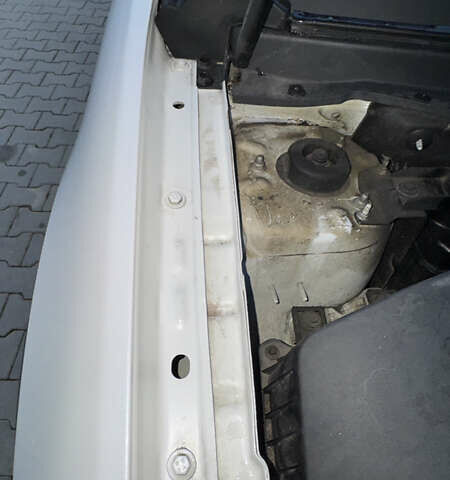 Білий Опель Антара, об'ємом двигуна 2.2 л та пробігом 113 тис. км за 12200 $, фото 23 на Automoto.ua