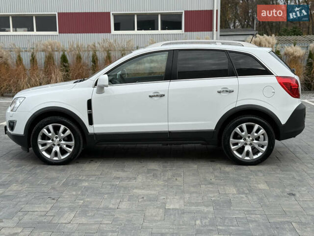 Белый Опель Антара, объемом двигателя 2.2 л и пробегом 115 тыс. км за 12200 $, фото 13 на Automoto.ua