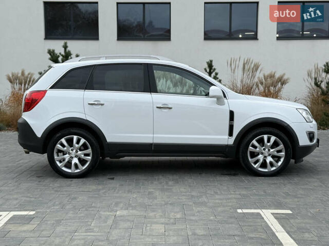 Белый Опель Антара, объемом двигателя 2.2 л и пробегом 115 тыс. км за 12200 $, фото 9 на Automoto.ua