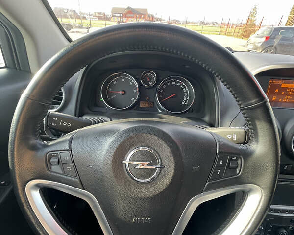 Білий Опель Антара, об'ємом двигуна 2.2 л та пробігом 208 тис. км за 11900 $, фото 11 на Automoto.ua