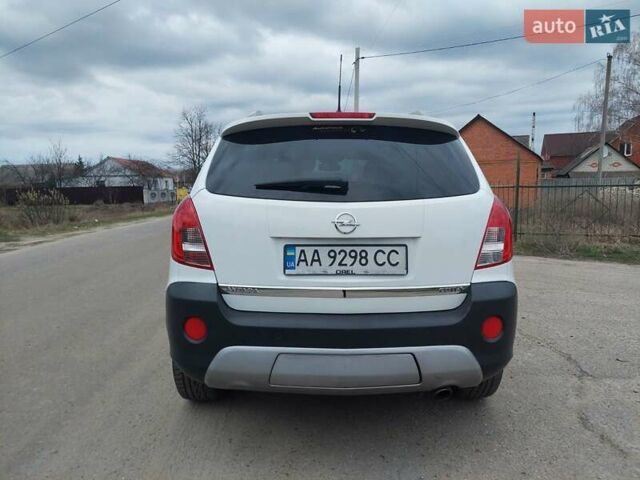 Білий Опель Антара, об'ємом двигуна 2.23 л та пробігом 223 тис. км за 11000 $, фото 6 на Automoto.ua