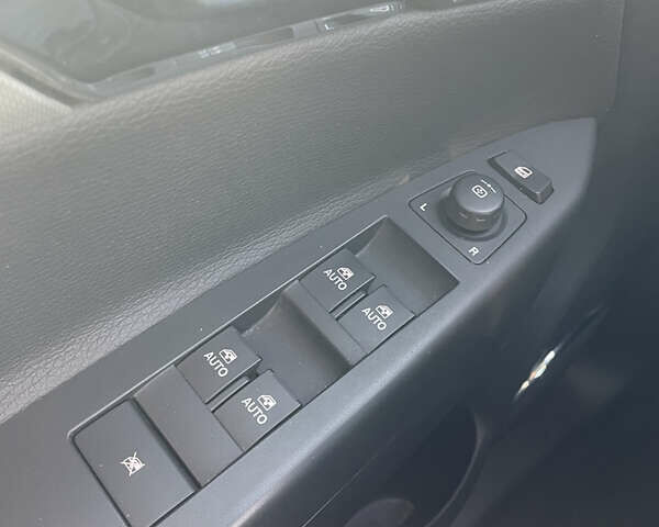 Білий Опель Антара, об'ємом двигуна 2.2 л та пробігом 208 тис. км за 11900 $, фото 13 на Automoto.ua