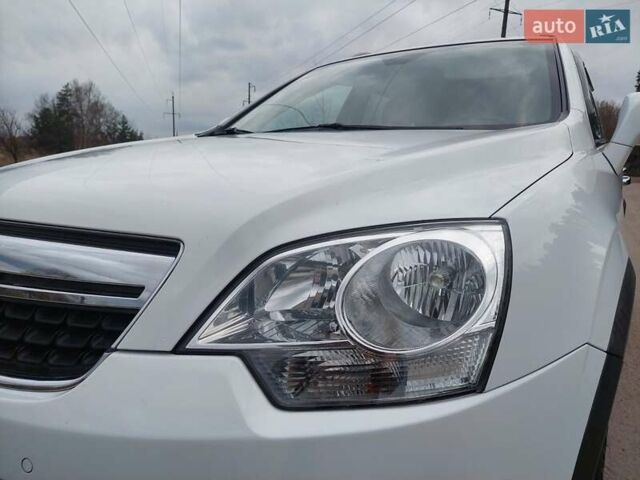 Білий Опель Антара, об'ємом двигуна 2.23 л та пробігом 223 тис. км за 11000 $, фото 4 на Automoto.ua