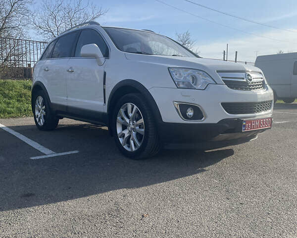 Білий Опель Антара, об'ємом двигуна 2.2 л та пробігом 208 тис. км за 11900 $, фото 1 на Automoto.ua