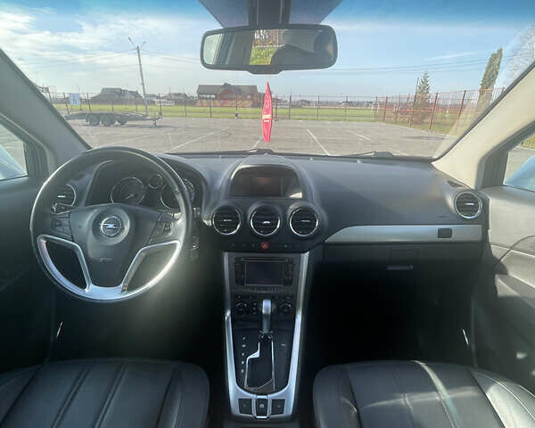 Білий Опель Антара, об'ємом двигуна 2.2 л та пробігом 208 тис. км за 11900 $, фото 6 на Automoto.ua