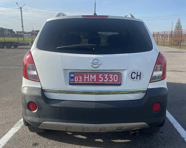 Білий Опель Антара, об'ємом двигуна 2.2 л та пробігом 208 тис. км за 11900 $, фото 5 на Automoto.ua